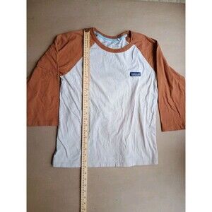 Patagonia Cotton in Conversion T Shirt Women  Small Brown Cream Baseball Raglan
